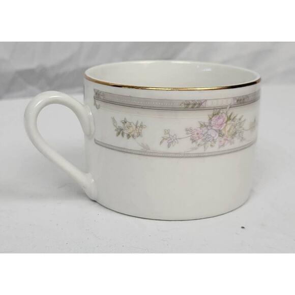 Farberware Fine China Southampton 1992 223K China Mug Pink Rose Floral Paint - Picture 2 of 6